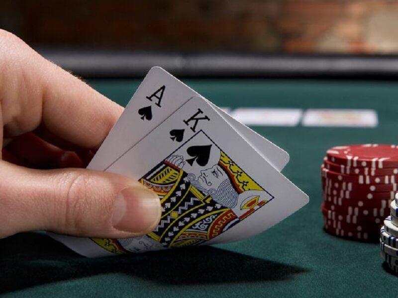 Texas Hold’em Poker cùng những bí quyết chơi Texas Hold’em Poker giúp bạn thắng lớn